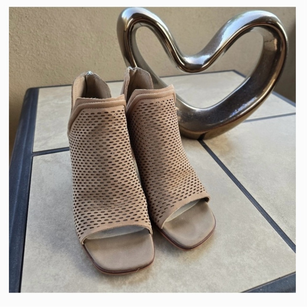 Vince Camuto Beige Perforated Heeled Booties - Picture 3 of 3